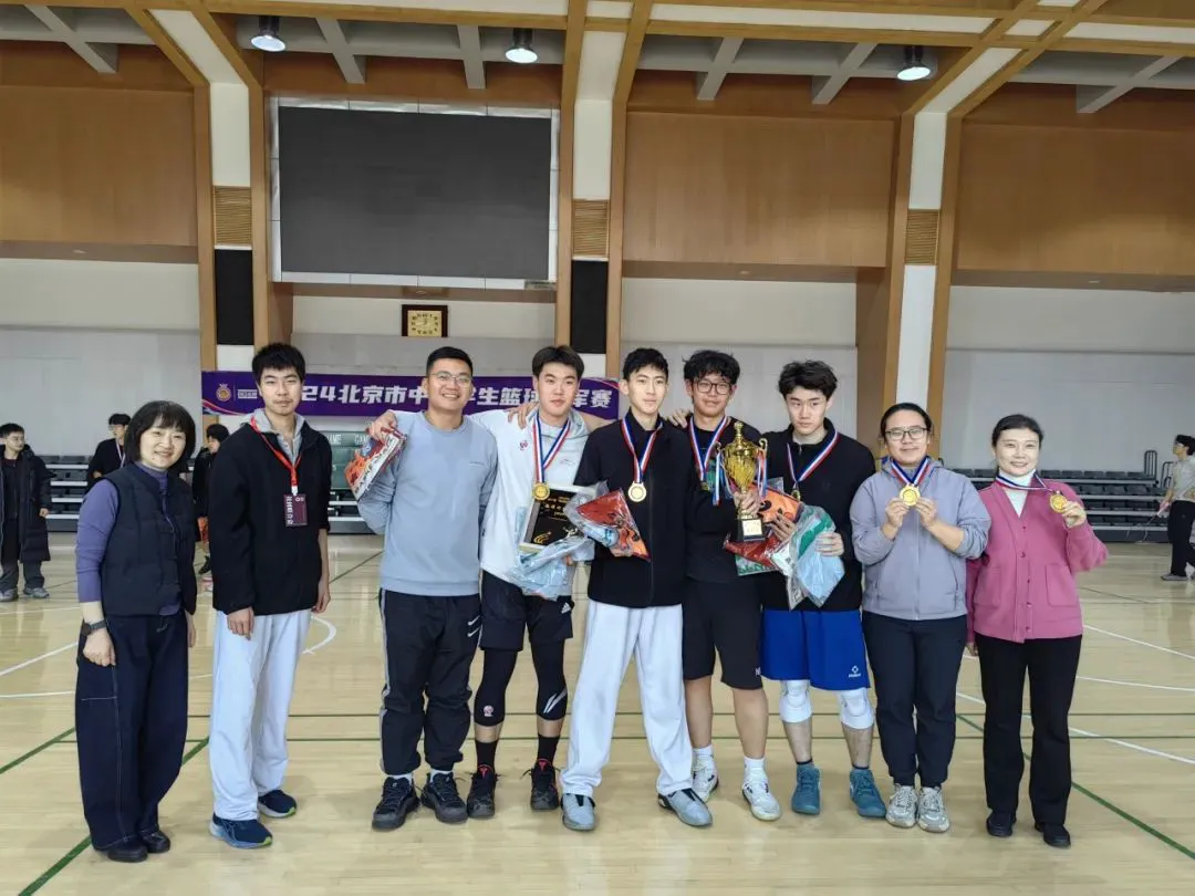 青少年学生篮球训练营发言稿_1